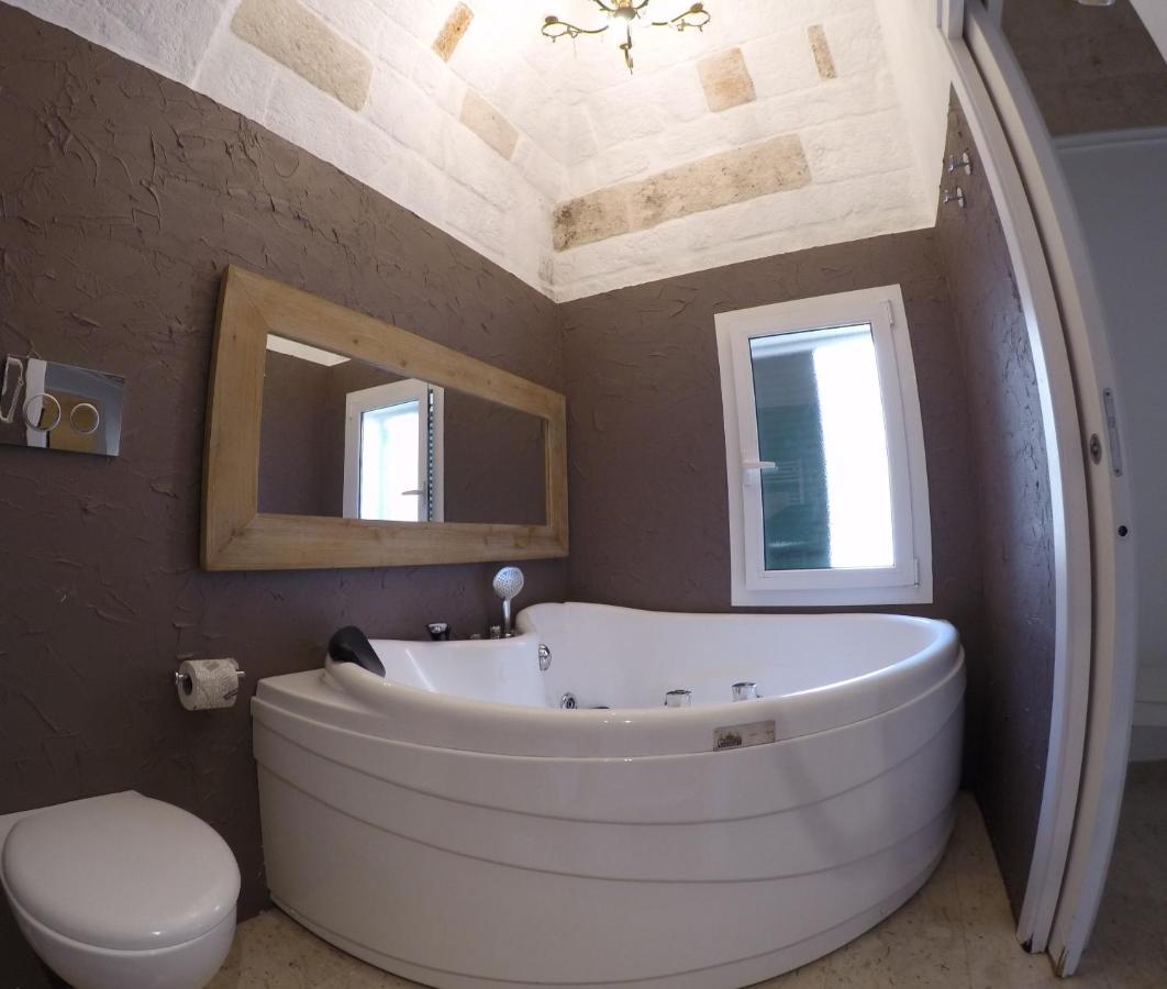 Chichouse Hotel Monopoli Exterior photo