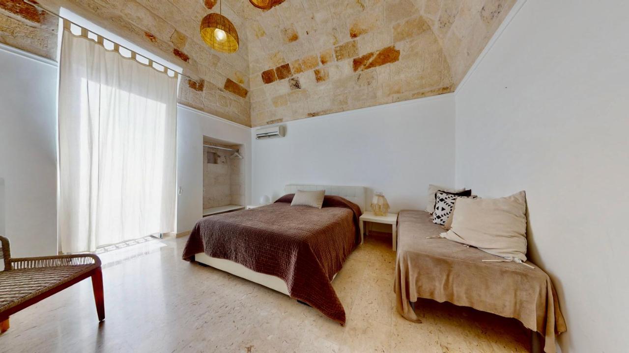 Chichouse Hotel Monopoli Exterior photo